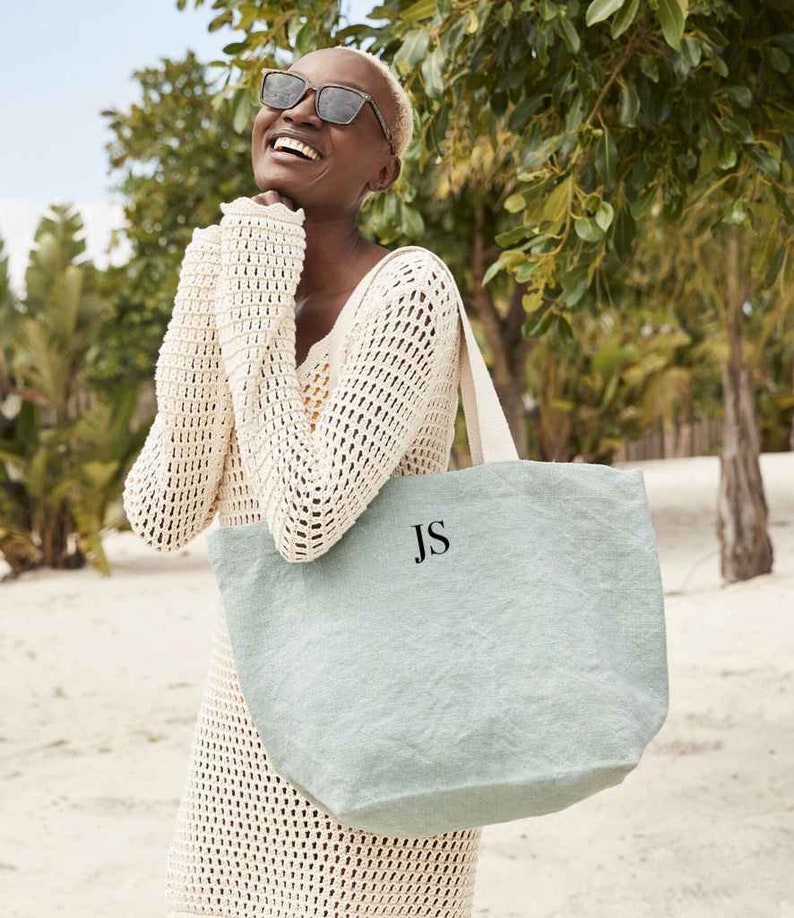 Chic beach bag sale