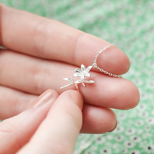 Birth Flower Pendant Necklace Silver - Penny Rose Home and Gifts