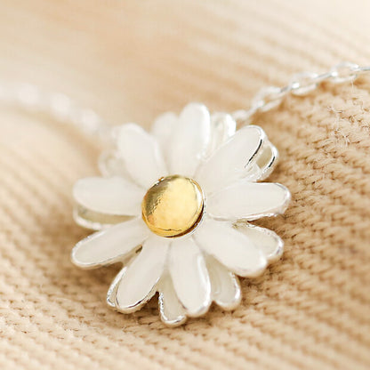 White Daisy Necklace - Penny Rose Home and Gifts